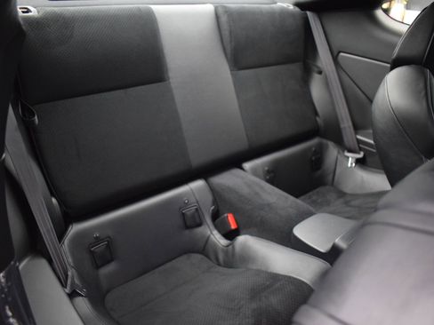 Used 2025 Toyota GR86 Premium w/ Performance Package image 11