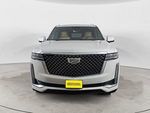 Used 2021 Cadillac Escalade Premium Luxury w/ Driver Assist Tech Package AWD/4WD image 8