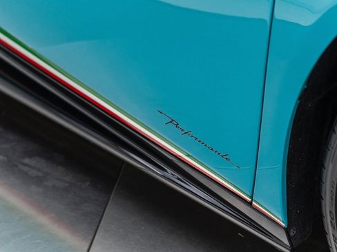 Used 2019 Lamborghini Huracan Performante AWD/4WD image 26