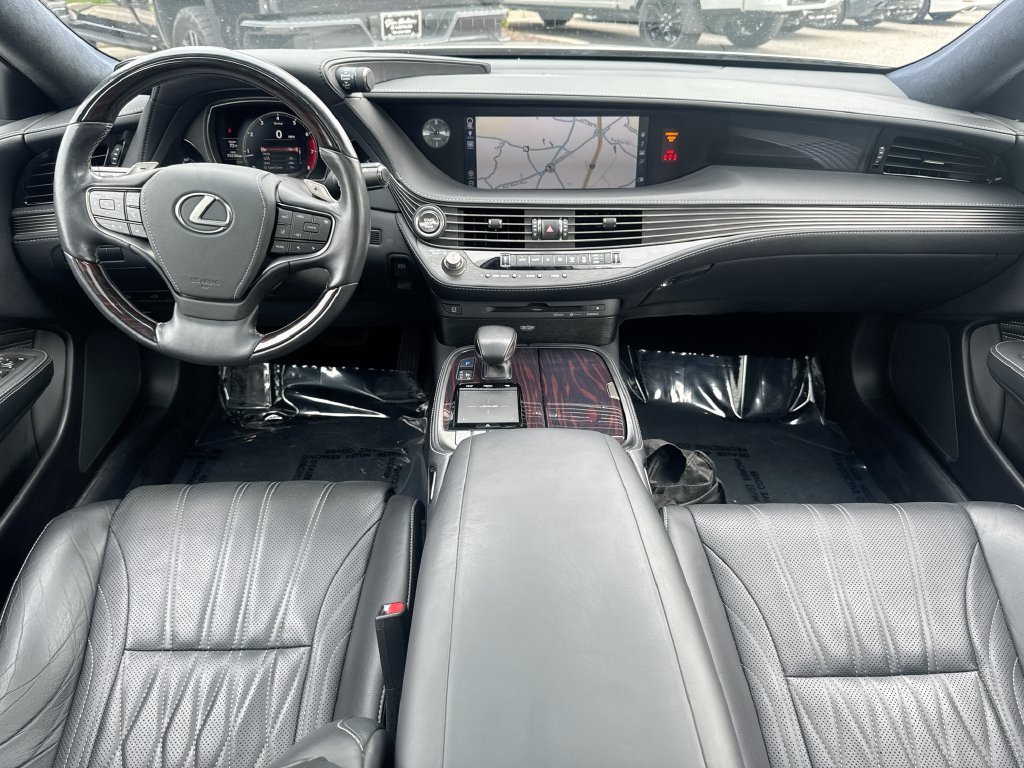 Used 2018 Lexus LS 500 w/ Interior Upgrade Package RWD image 24