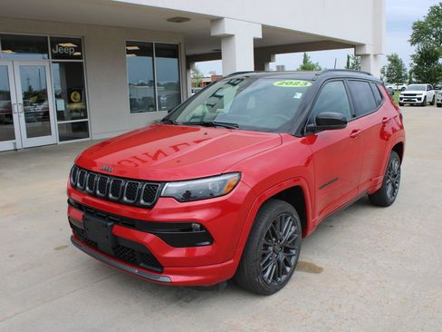 Used 2023 Jeep Compass High Altitude AWD/4WD image 2