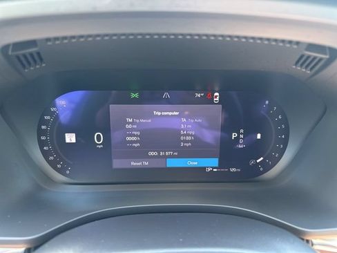 Certified 2023 Volvo XC60 B5 Core w/ Climate Package AWD/4WD image 26