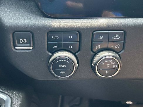 Used 2024 Chevrolet Silverado 3500 LT w/ Convenience Package AWD/4WD image 48