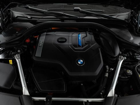 Used 2023 BMW 530e xDrive 530e xDrive Plug-In Hybrid w/ Executive Package image 47