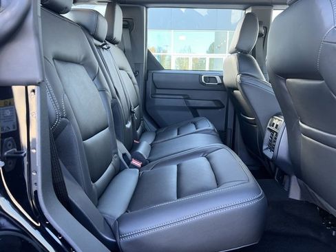 New 2025 Ford Bronco 4-Door image 7