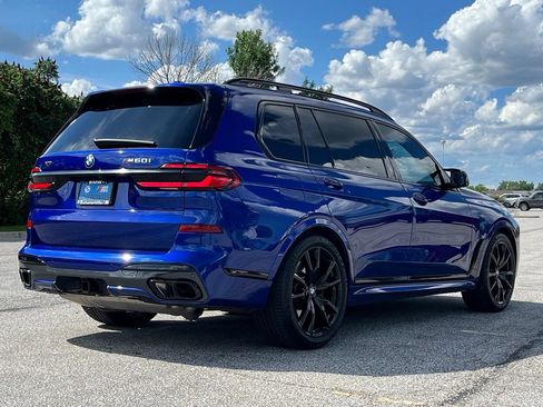 Used 2025 BMW X7 M60i AWD/4WD image 7