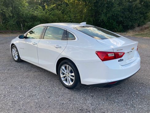 Used 2018 Chevrolet Malibu LT FWD image 5