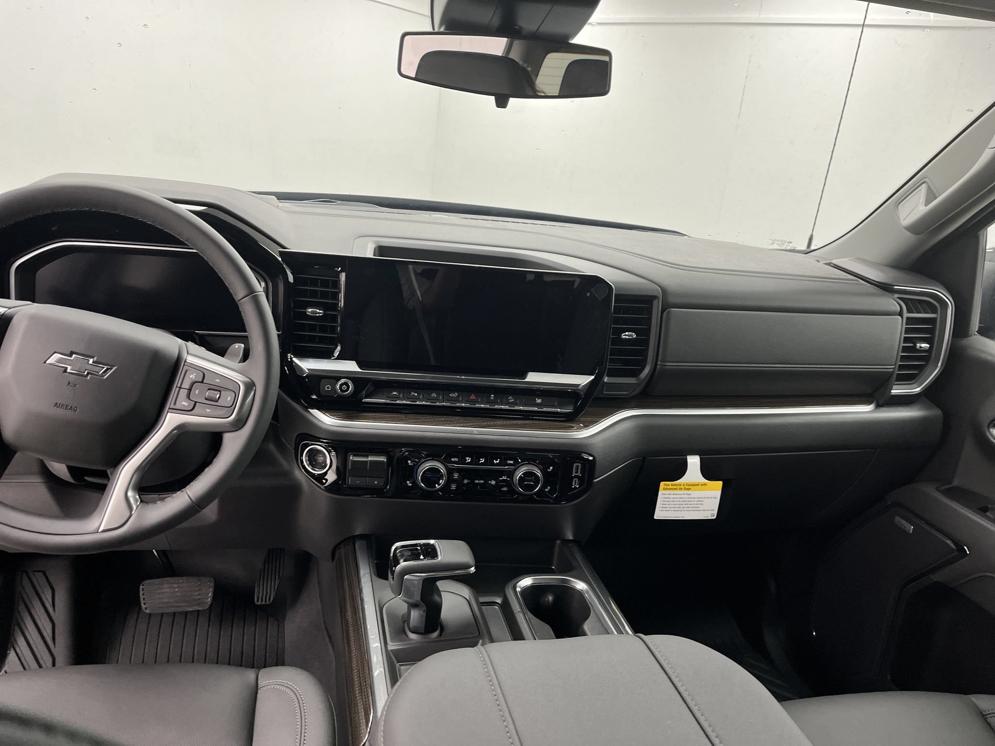 New 2026 Chevrolet Silverado 1500 RST w/ RST All Star Premium Package AWD/4WD image 9