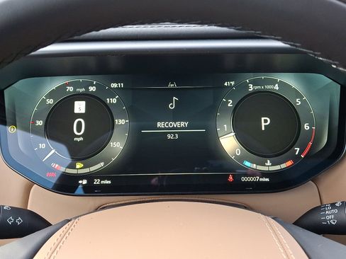 New 2025 Land Rover Range Rover Sport SE image 6