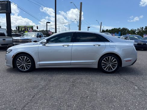 Used 2018 Lincoln MKZ Premiere image 9