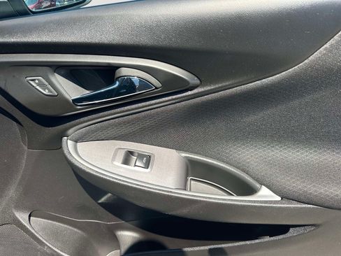 Used 2025 Chevrolet Malibu LT FWD image 25