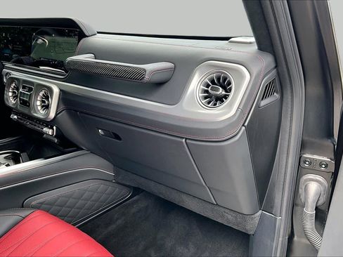 Used 2026 Mercedes-Benz G 63 AMG 4MATIC image 18