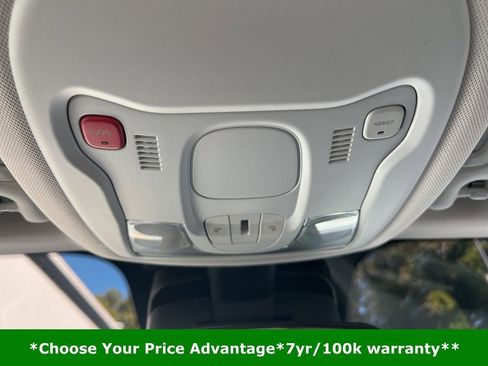 Certified 2023 Jeep Renegade Latitude image 68
