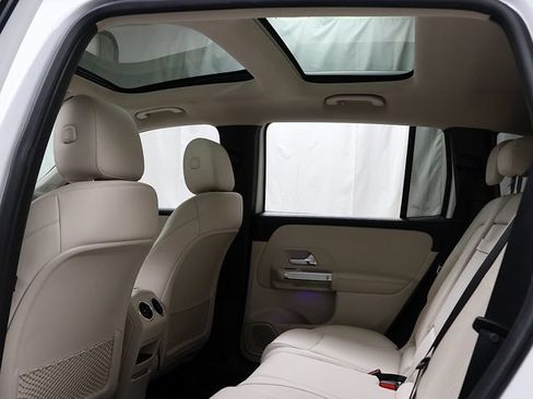 Certified 2023 Mercedes-Benz GLB 250 4MATIC image 13