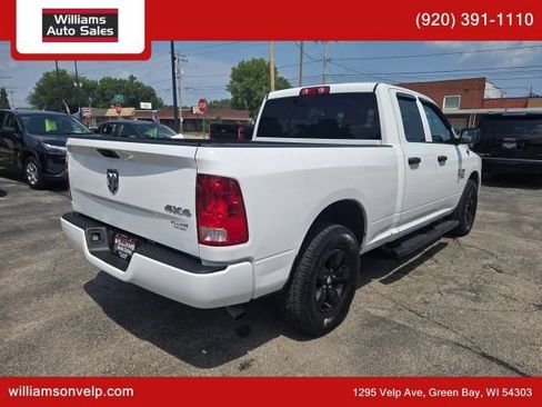 Used 2019 RAM 1500 Express AWD/4WD image 3