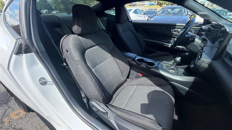 Used 2024 Ford Mustang GT RWD image 8
