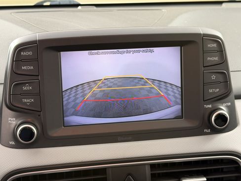 Used 2019 Hyundai Kona SE AWD/4WD image 17