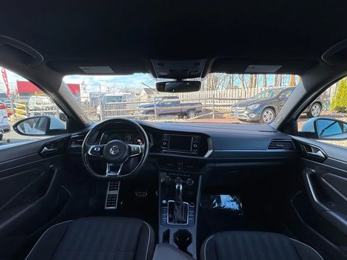Used 2019 Volkswagen Jetta GLI image 26