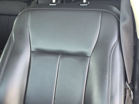 Used 2023 Ford Expedition XLT AWD/4WD image 15