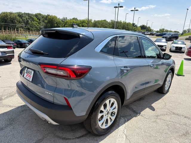 Used 2024 Ford Escape Active w/ Tech Pack #1 AWD/4WD image 7