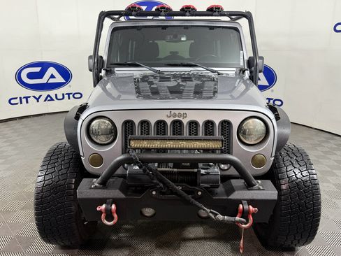 Used 2018 Jeep Wrangler Unlimited Sport S image 2