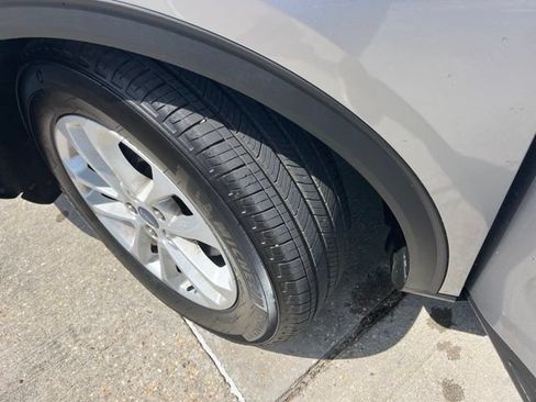 Used 2022 Ford Escape SE FWD image 26
