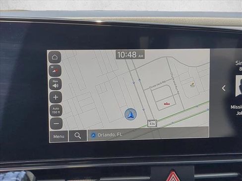 Used 2025 Hyundai Elantra Limited FWD image 13