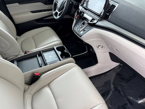 Certified 2025 Honda Odyssey EX-L image 20