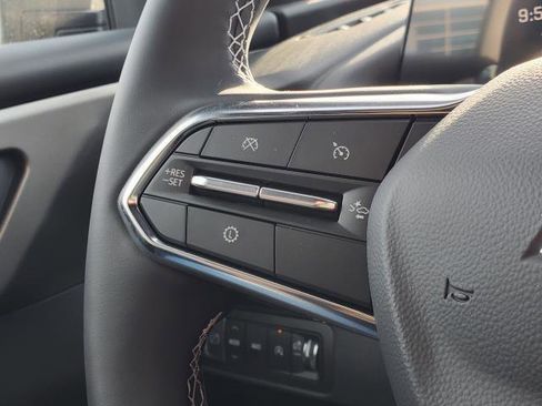 New 2026 Chevrolet Traverse LT w/ Driver Confidence Package image 13