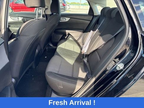 Used 2024 Kia Forte LXS image 3