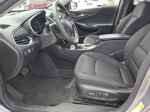 Used 2024 Chevrolet Malibu LT FWD image 11