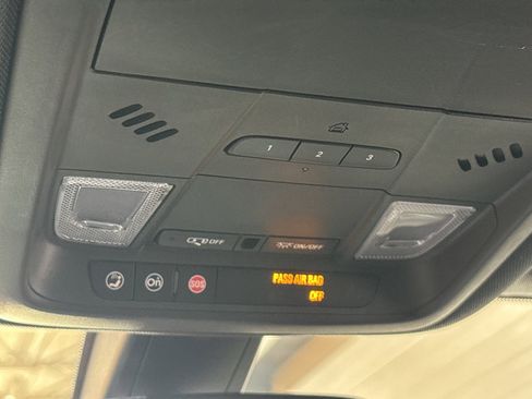 Used 2019 Chevrolet Blazer RS w/ LPO, Floor Liner Package image 44