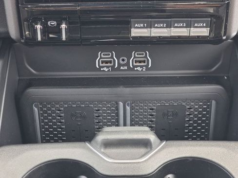 New 2026 RAM 3500 Laramie AWD/4WD image 14