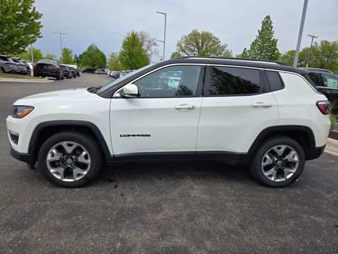 Used 2019 Jeep Compass Limited AWD/4WD image 2