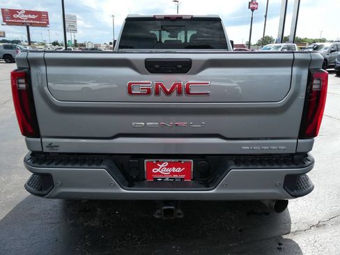 Certified 2025 GMC Sierra 3500 Denali w/ Denali Reserve Package AWD/4WD image 6