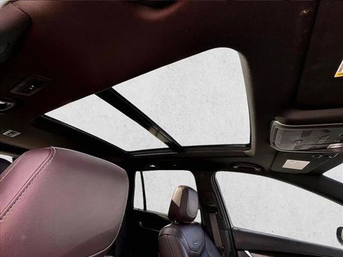 Used 2022 Cadillac XT6 Premium Luxury w/ Technology Package image 17