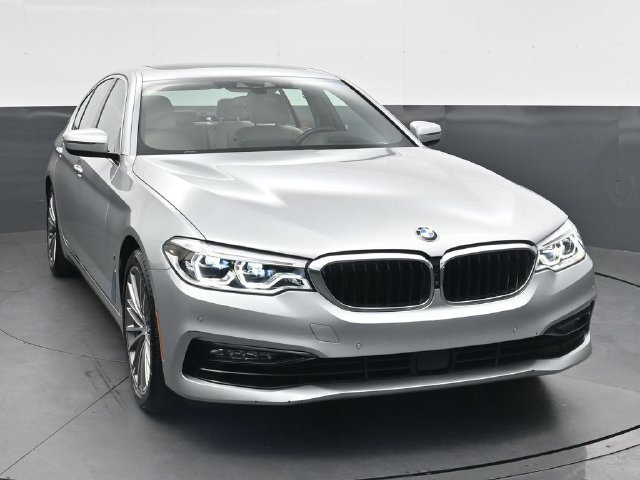 Used 2018 BMW 530e RWD image 10