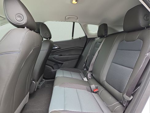 New 2026 Chevrolet Trax LT FWD image 10