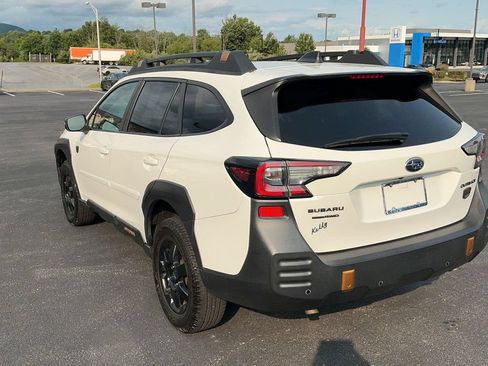 Used 2022 Subaru Outback Wilderness AWD/4WD image 9