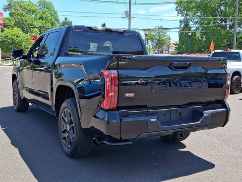 Used 2024 Toyota Tundra Platinum AWD/4WD image 4
