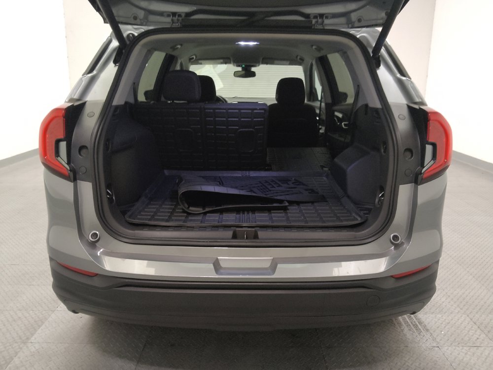 Used 2024 GMC Terrain SLE w/ Driver Convenience Package AWD/4WD image 29