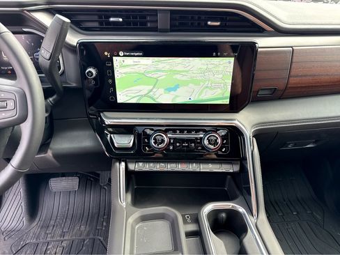 New 2026 GMC Sierra 2500 Denali Ultimate image 12