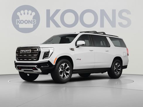 Used 2025 GMC Yukon XL AT4 w/ AT4 Premium Package AWD/4WD image 1