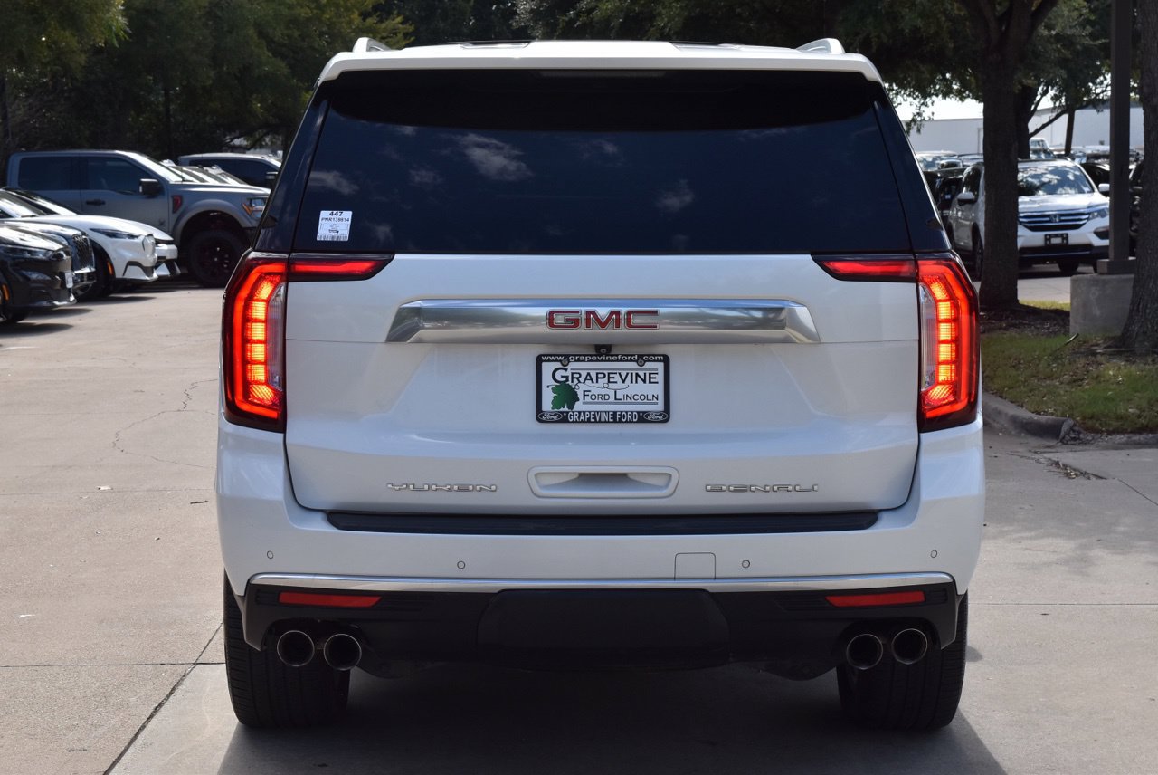 Used 2022 GMC Yukon Denali RWD image 9