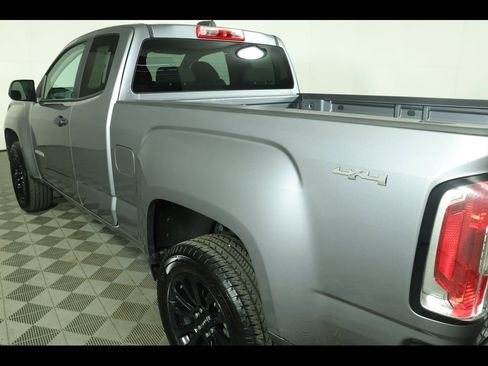 Used 2021 GMC Canyon Elevation Standard w/ Convenience Package image 17