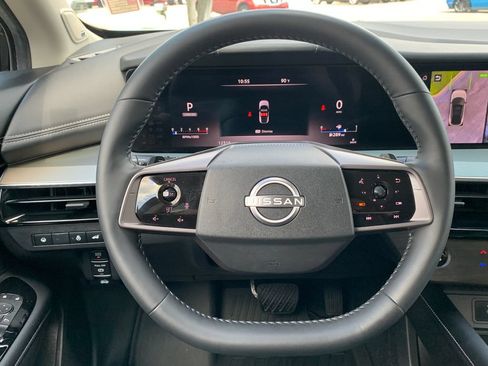 Used 2025 Nissan Murano SL AWD/4WD image 12