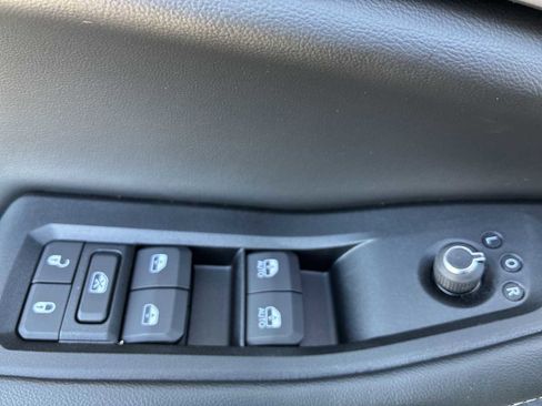 New 2026 Jeep Grand Cherokee L 4WD image 15