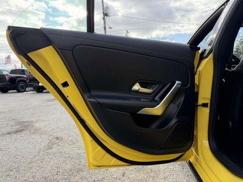 Used 2020 Mercedes-Benz CLA 250 image 28
