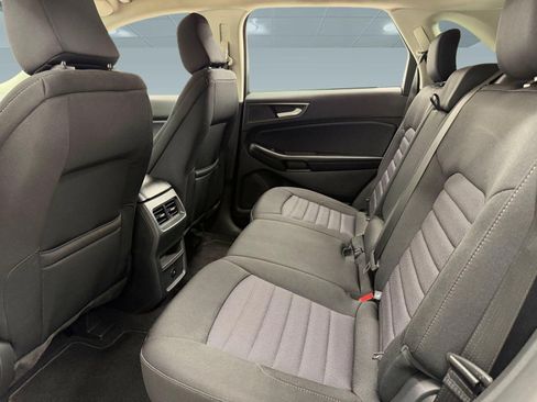 Used 2024 Ford Edge SE w/ Black Appearance Package AWD/4WD image 24