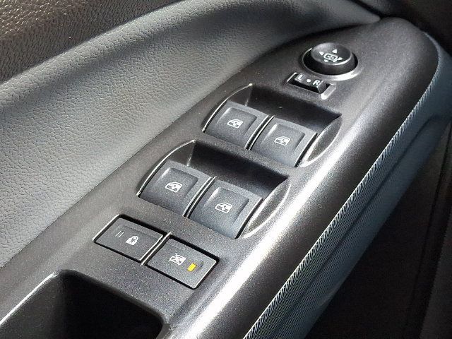 Used 2018 Chevrolet Colorado Z71 AWD/4WD image 24